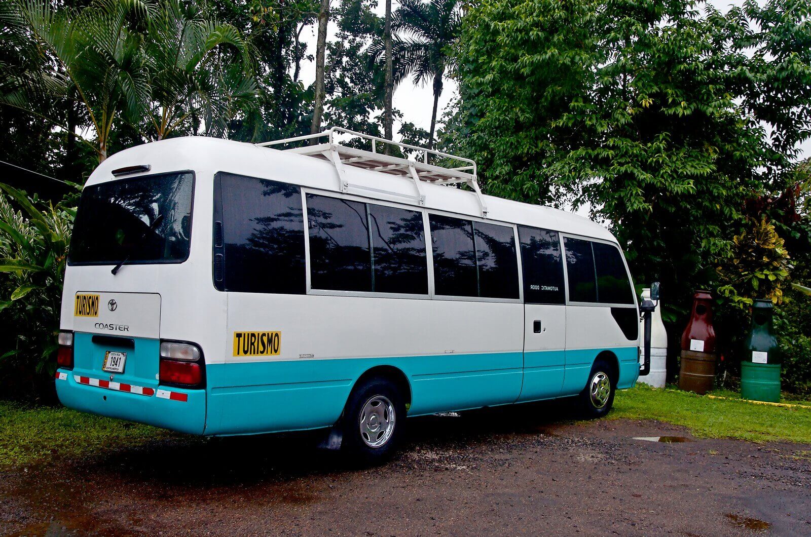 Ein typischer Minibus fr die Costa Rica Rundreise - Lupe Reisen